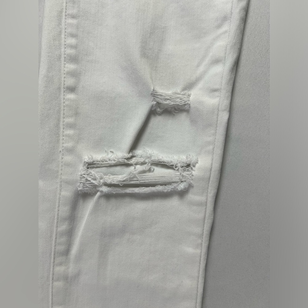 American Eagle Hi-Rise Distressed Cropped Skinny White Cropped Denim Jeans - Picture 12 of 16